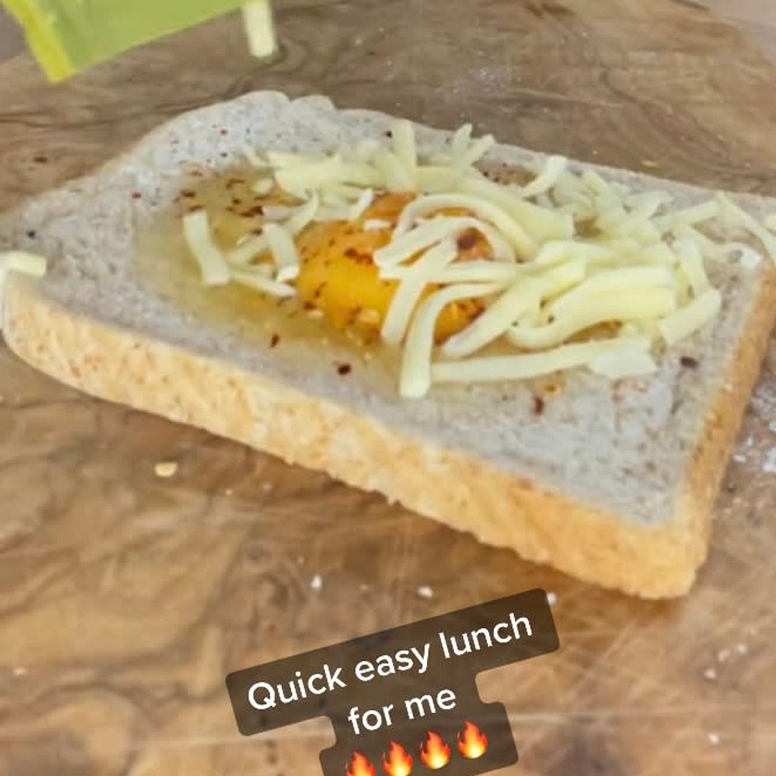 Jimlads 10 minute chilli egg and cheese toast