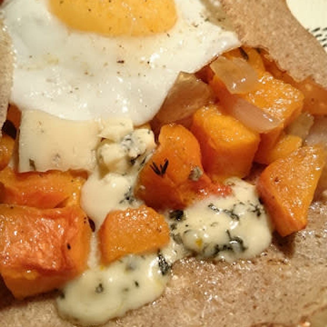 Butternut, galettes à  l'oignon caramélisé