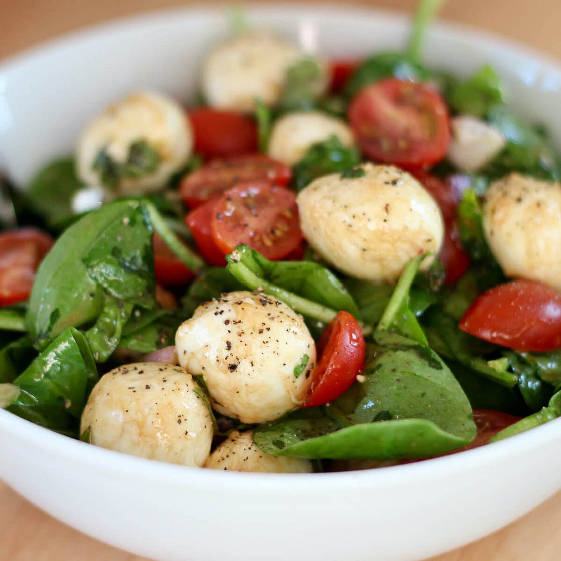 Spinach Caprese Salad
