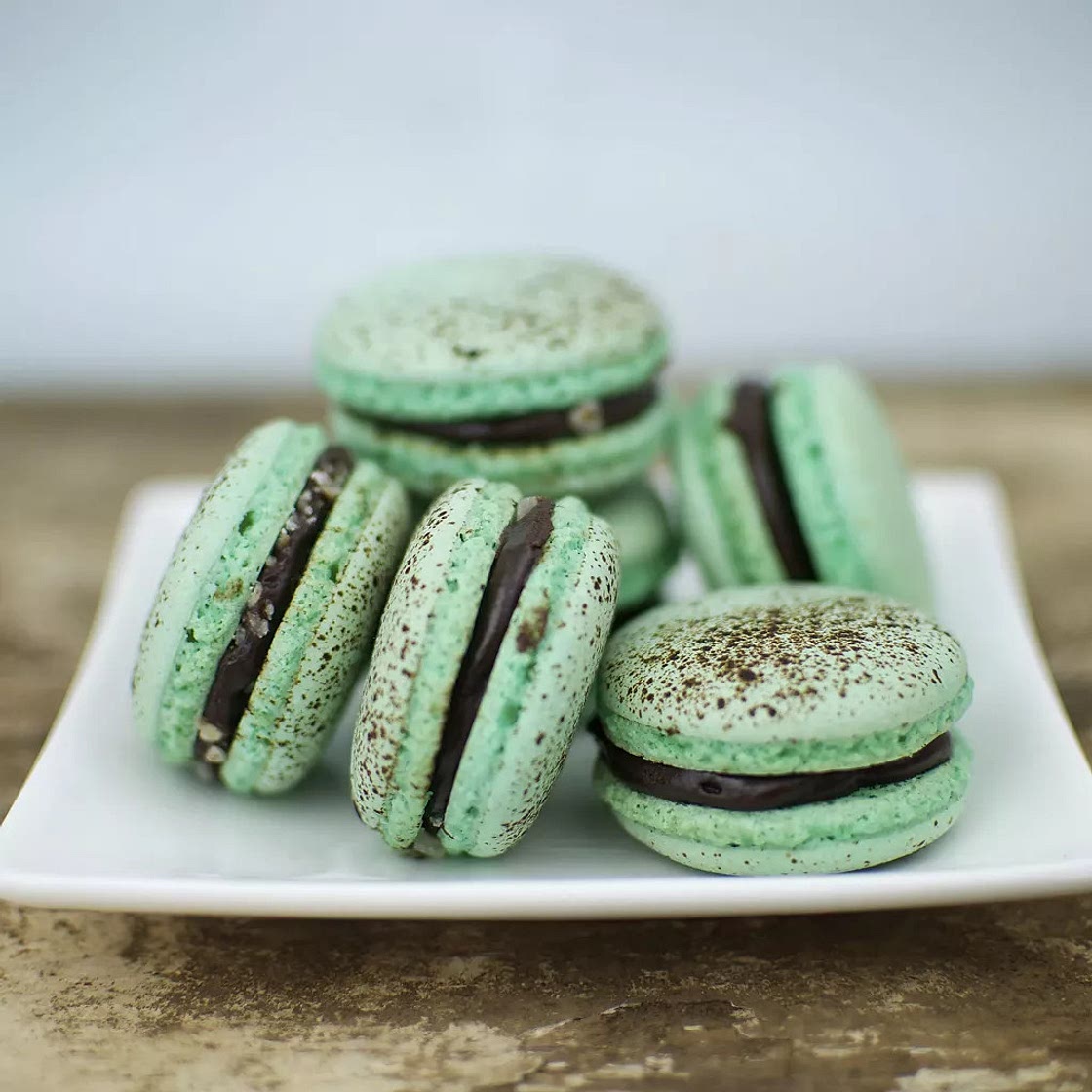 Macarons menthe chocolat