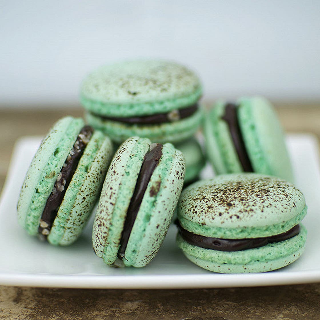 Macarons menthe chocolat