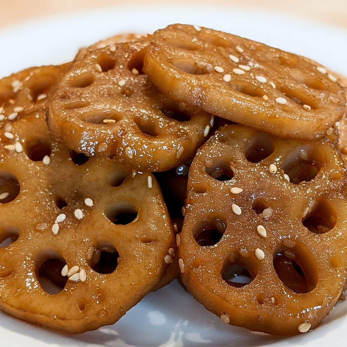 Racines de lotus braisées