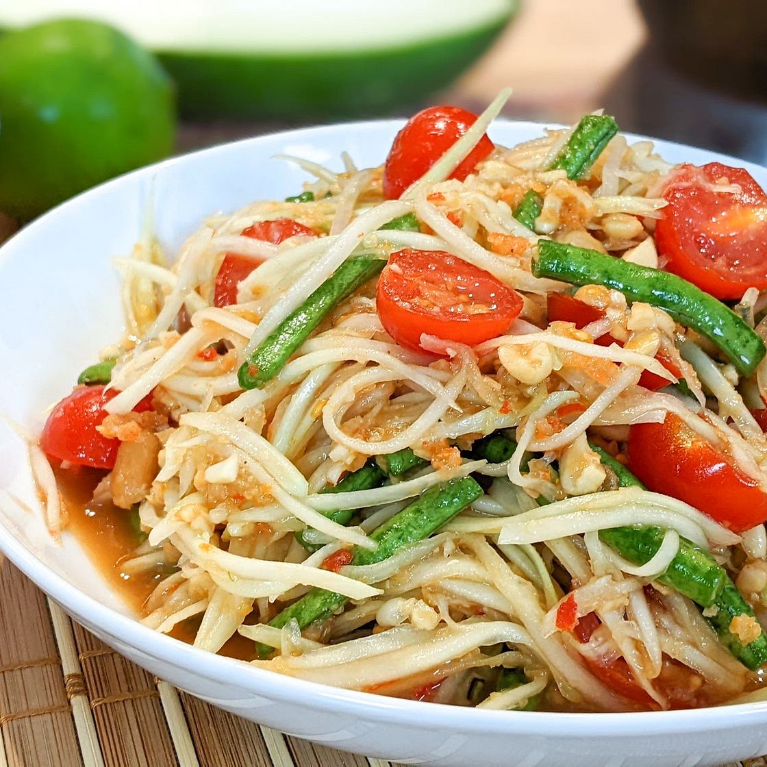 Salade de papaye verte thaïlandaise