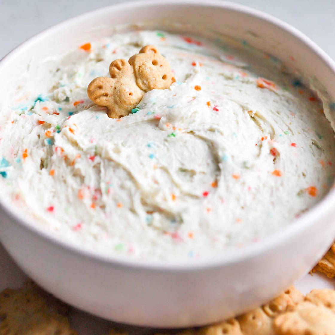Homemade Dunkaroo Dip (Funfetti Cake Batter Dip)