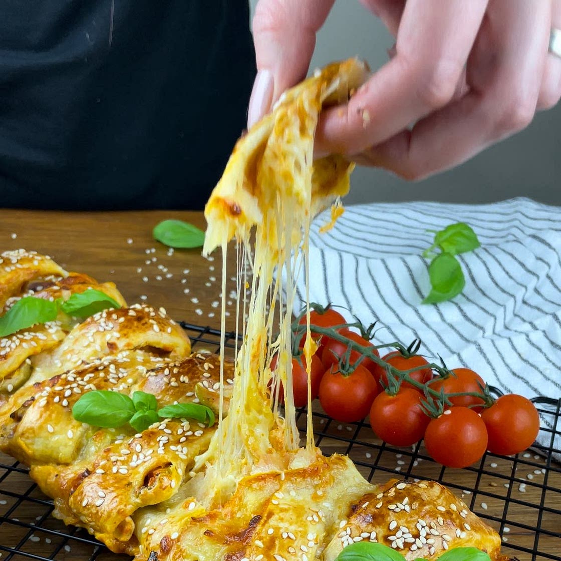 Cheesy Roll
