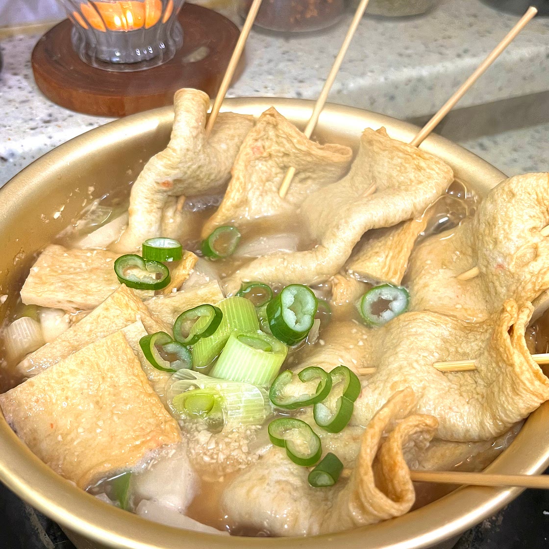 Korean Fish Cake Soup (O-deng guk)
