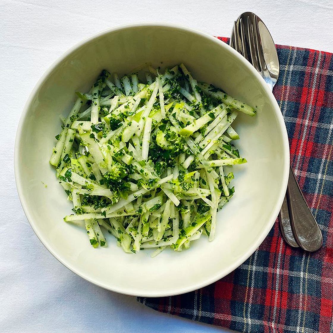 Salade de chou-rave et pomme verte