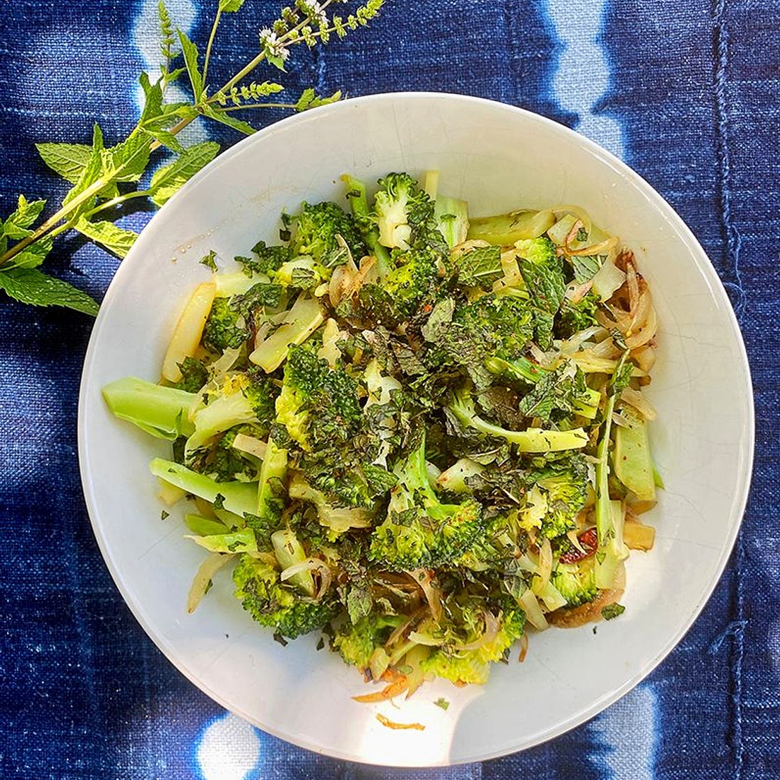 Poêlée de brocolis à la menthe