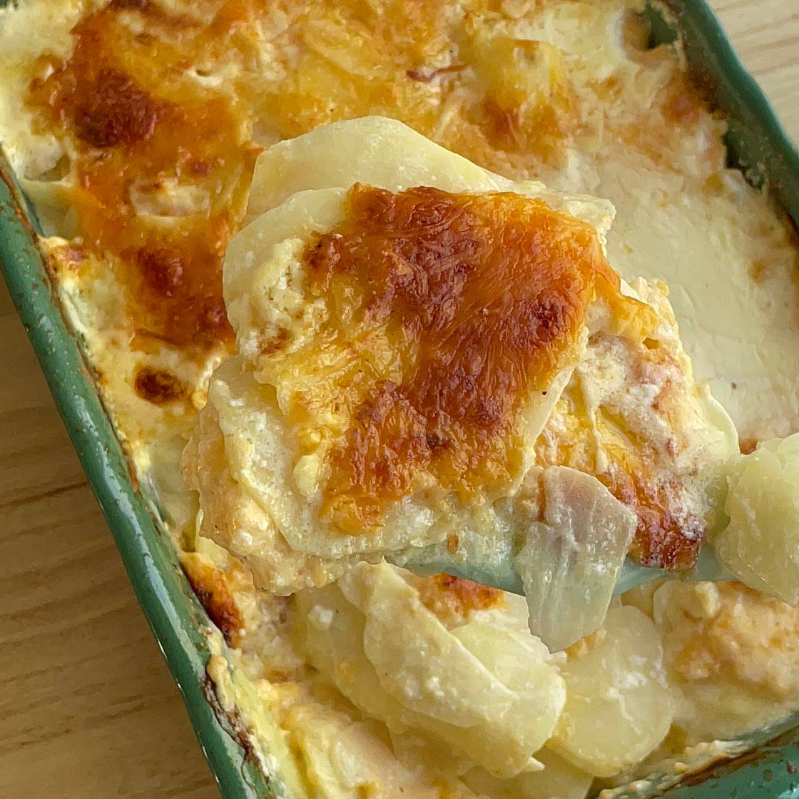 Cheesy scalloped potatoes 