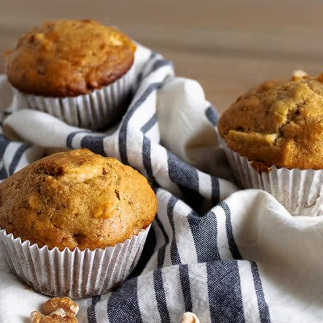 Apple Muffins with Walnuts