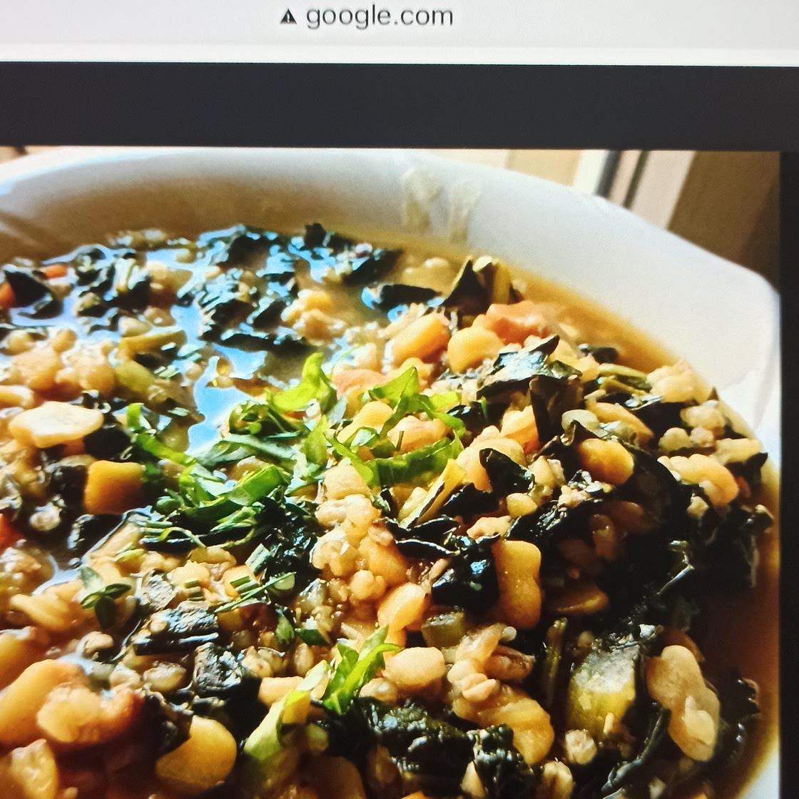 Zuppa di cavolo nero e orzo