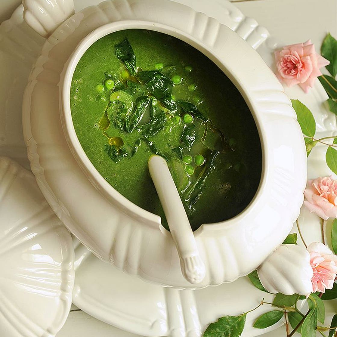 Velouté d’épinards, petits pois et céleri