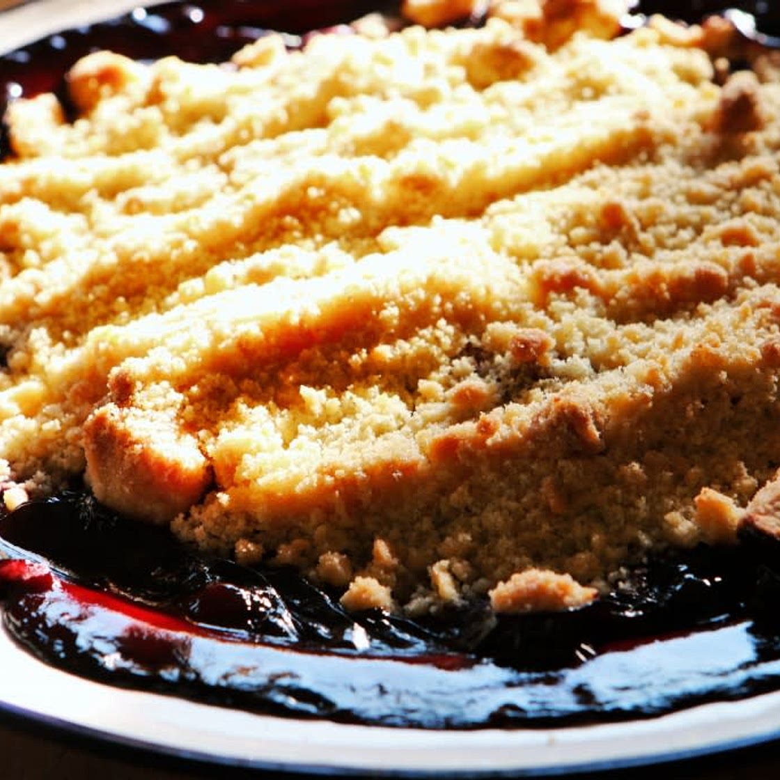 Blackberry & Pear Crumble
