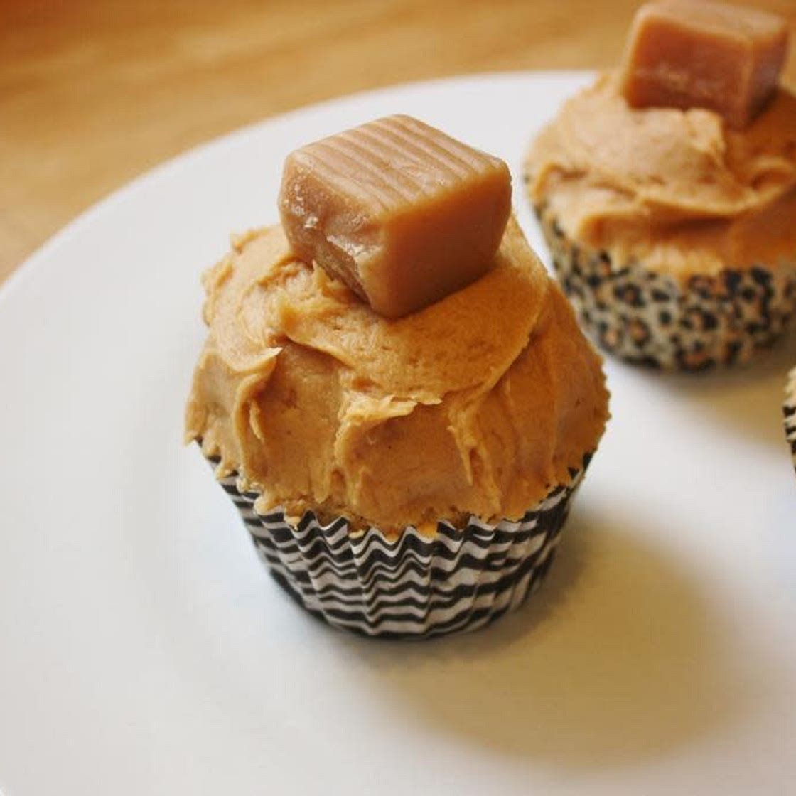 Caramel Coffee Cupcakes