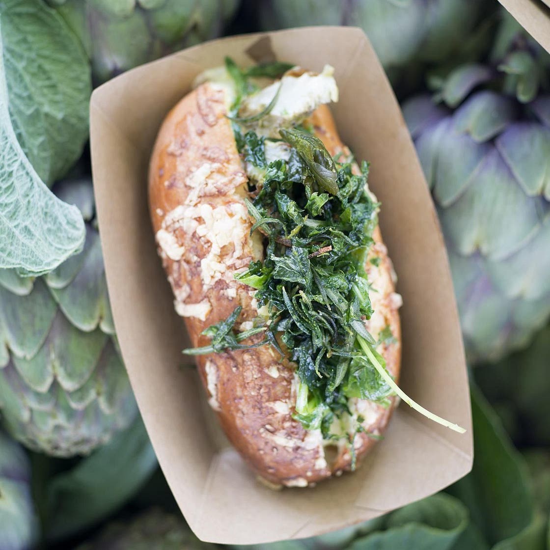 Hot dog végétarien