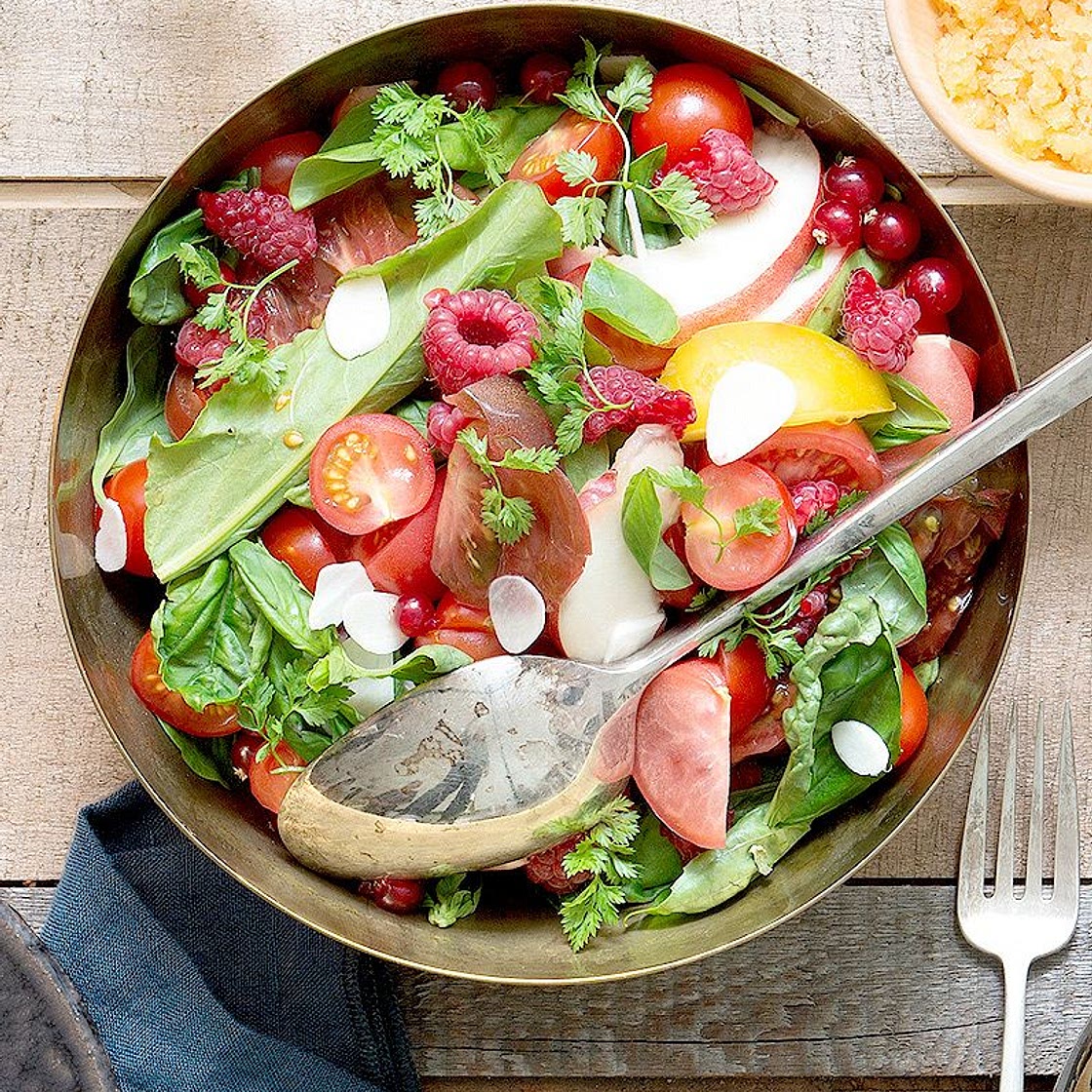 Salade de tomates et fruits