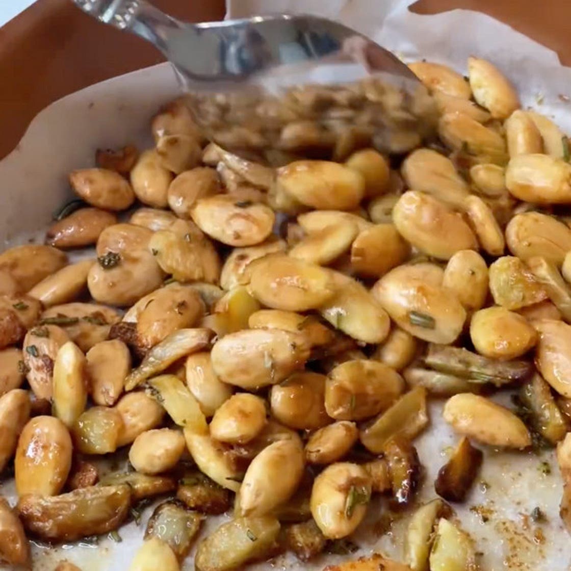 Homemade spiced almonds