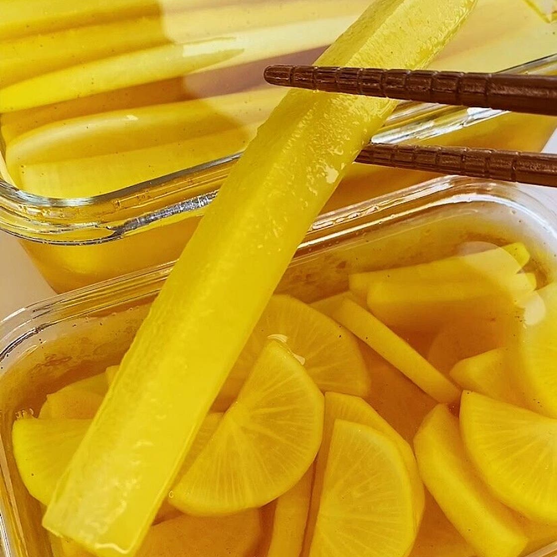 Korean Pickled Radish (Danmuji)
