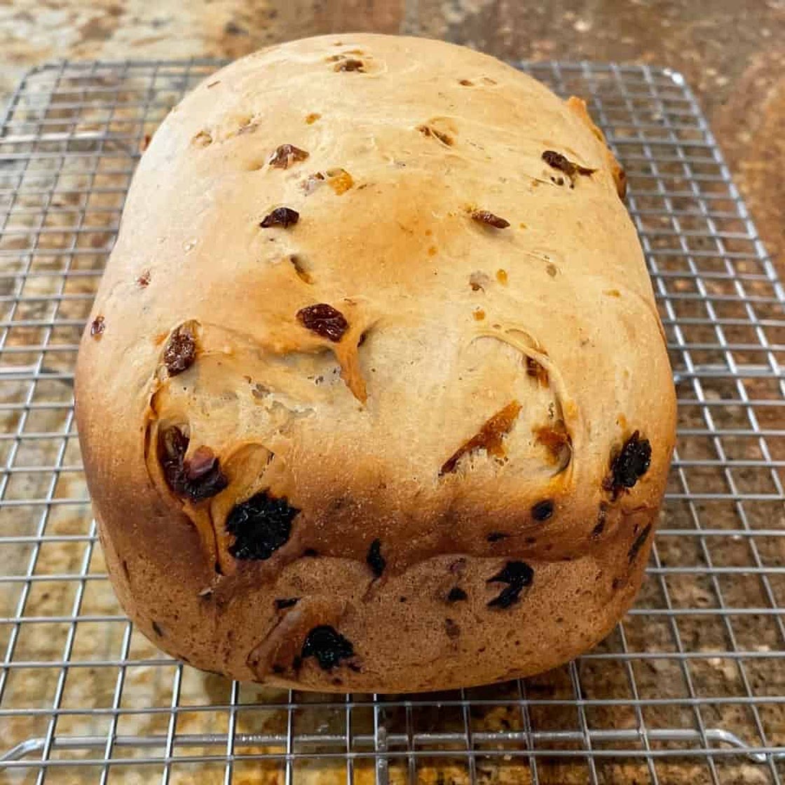 Bread Machine Cinnamon Raisin Bread (Golden Raisins)