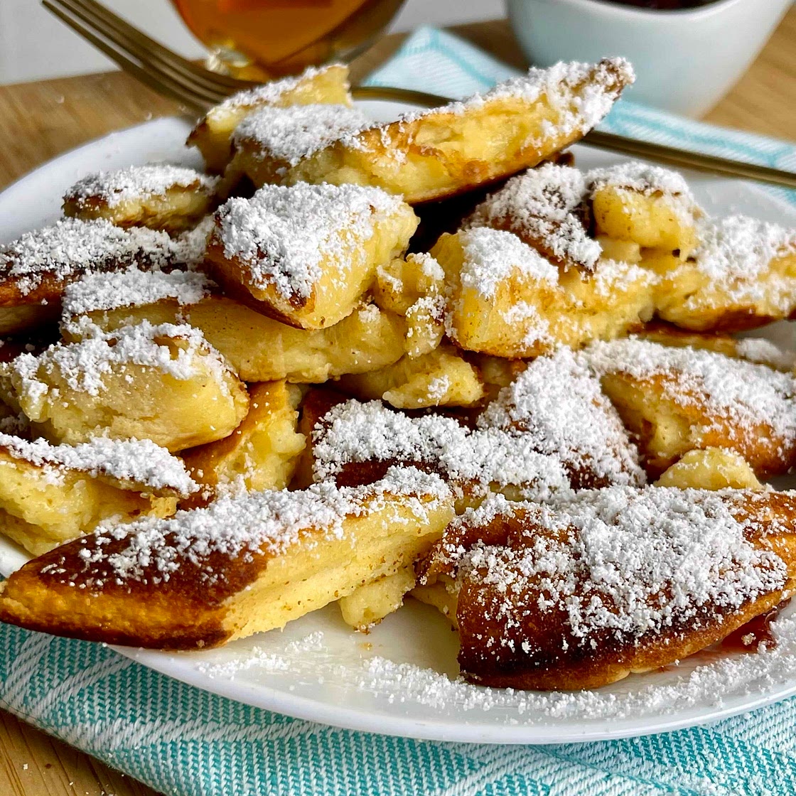 Scrambled pancakes ( kaiserschmarrn) 