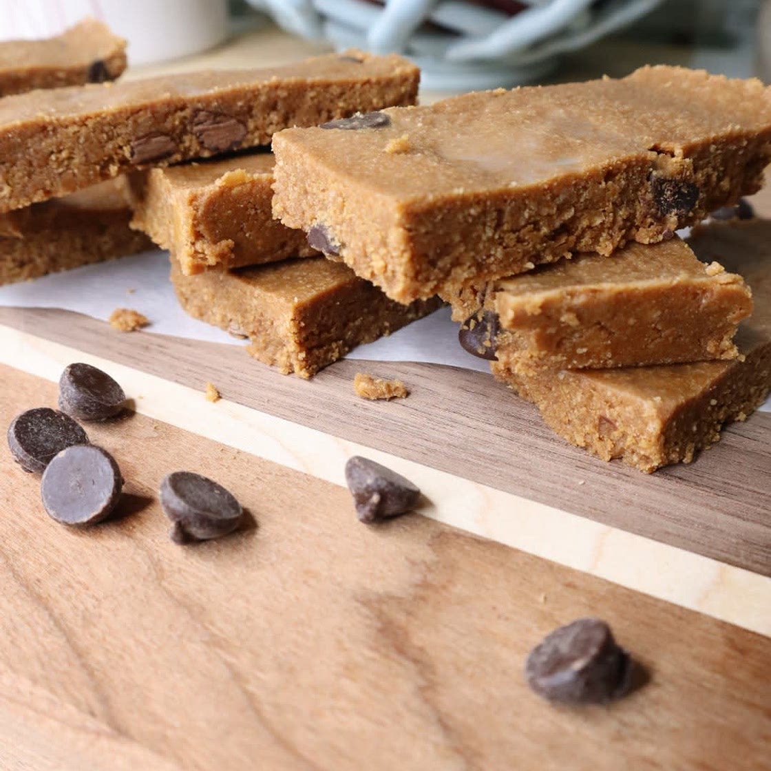 Peanut Butter Chocolate Chip Protein Bars