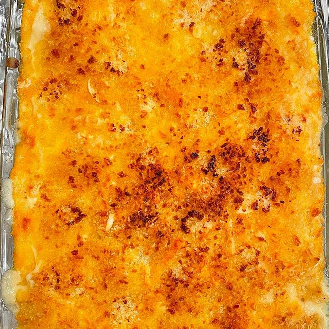 The CREAMIEST Baked Macaroni &amp; Cheese 😍😍 plus my tips &amp; tricks for making perfect Mac &amp; cheese every time. Say goodbye to dry baked Mac &amp; cheese forever! Even if you don’t have Mac &amp; cheese on Thanksgiving, save this recipe for Christ