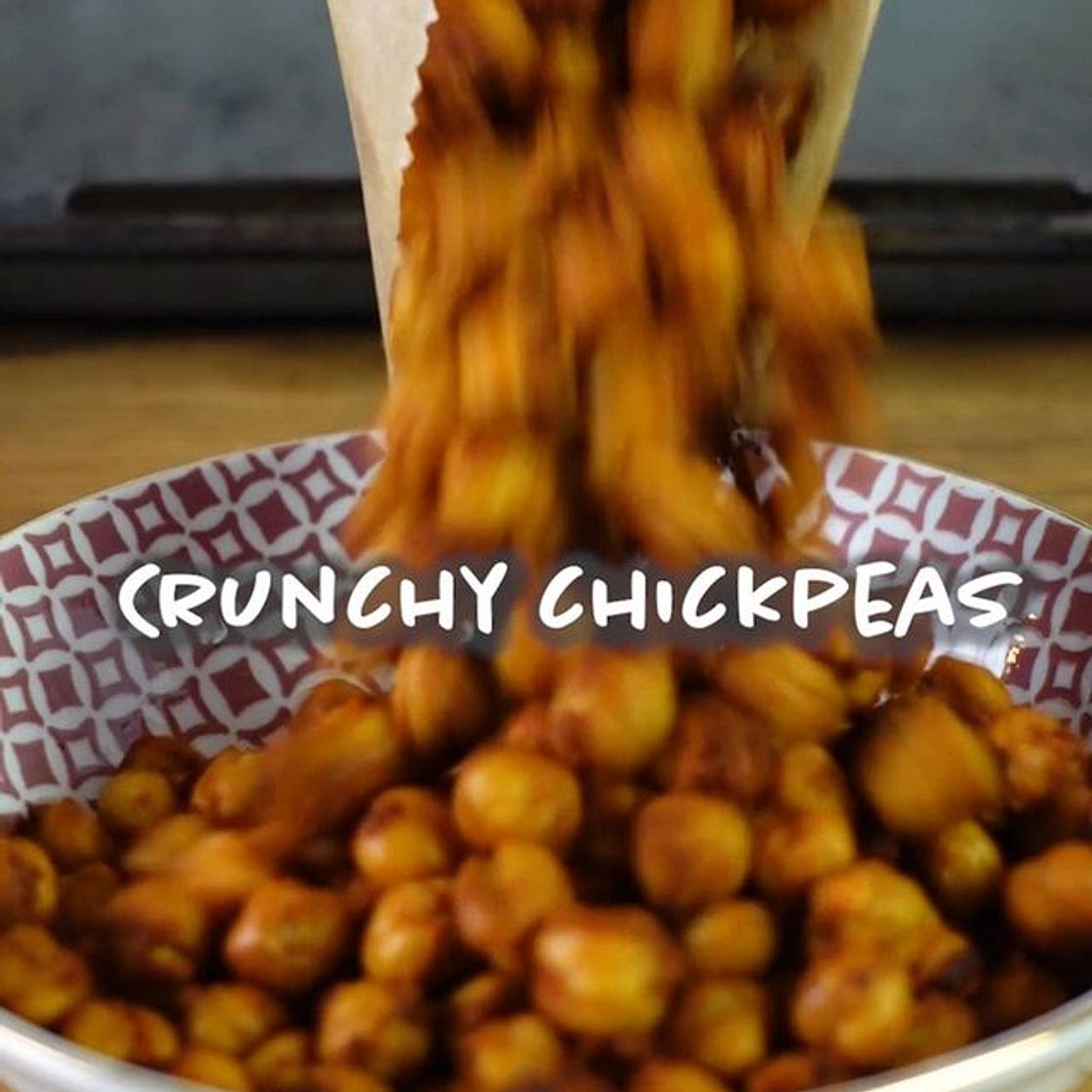 CRUNCHY CHICKPEAS🍿