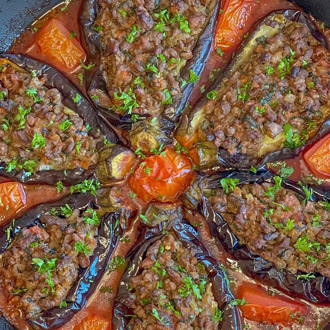 Shexmahshi stuffed eggplant