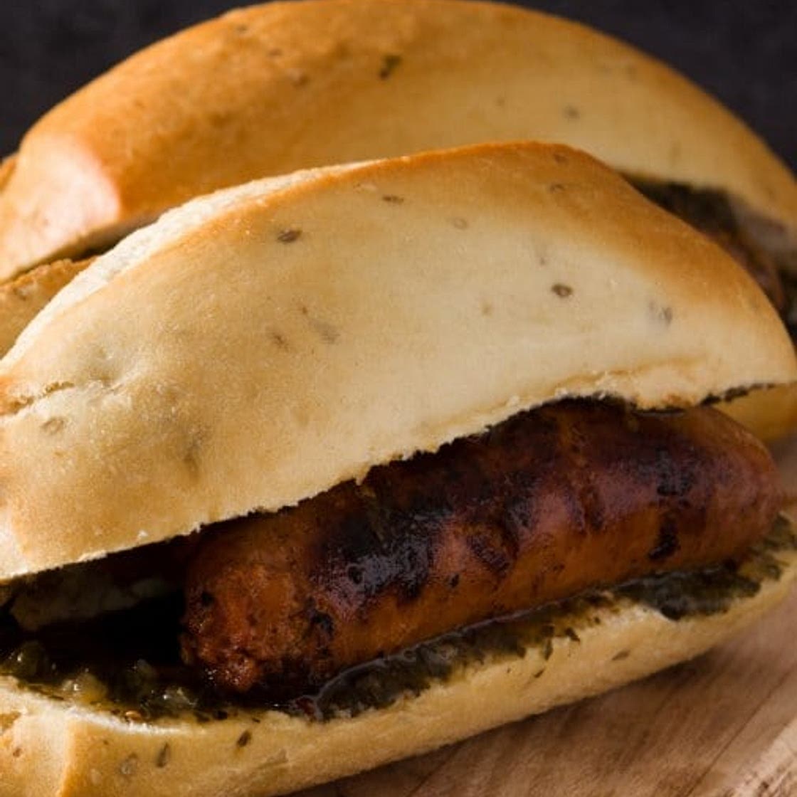 Choripán Argentino With Chimichurri (Argentinian Hot Dog)