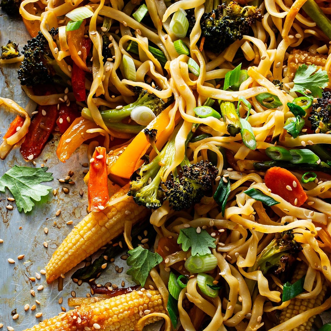 Eat Voraciously: Sheet Pan Chow Mein