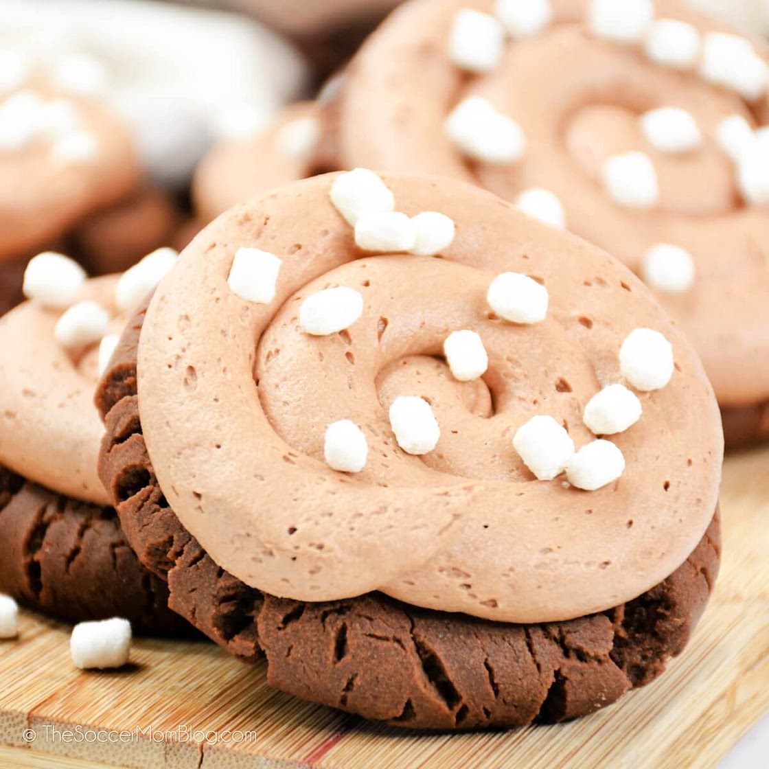 Crumbl 🙀 Frozen Hot Chocolate Cookies