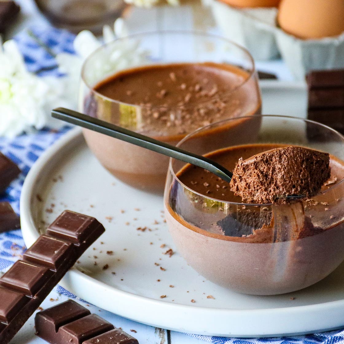 Mousse au chocolat sans sucre ajouté ni beurre