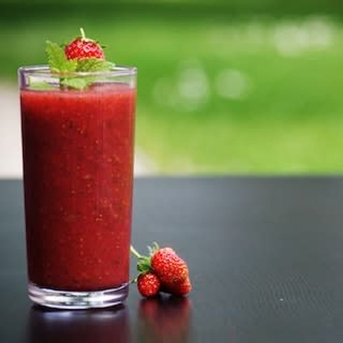 Banana/Raspberry (HORMONE-BALANCING SMOOTHIE)