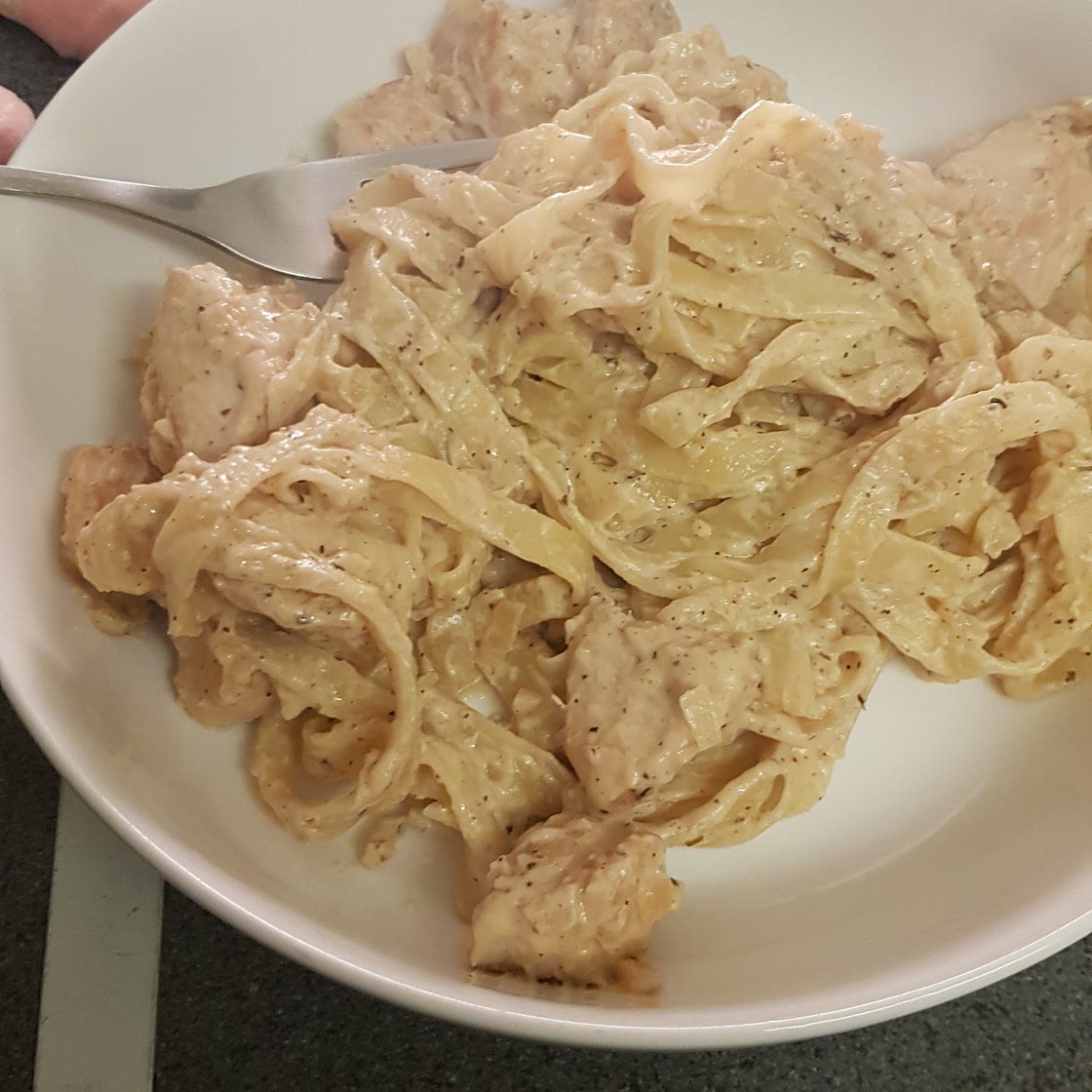 Creamy Mozzarellla Chicken Pasta