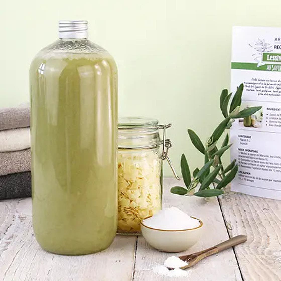 MA LESSIVE DIY AU SAVON DE MARSEILLE  DE AROMAZONE