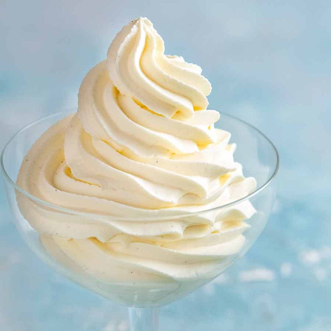 Chantilly cream (with stabilised whipped cream option)