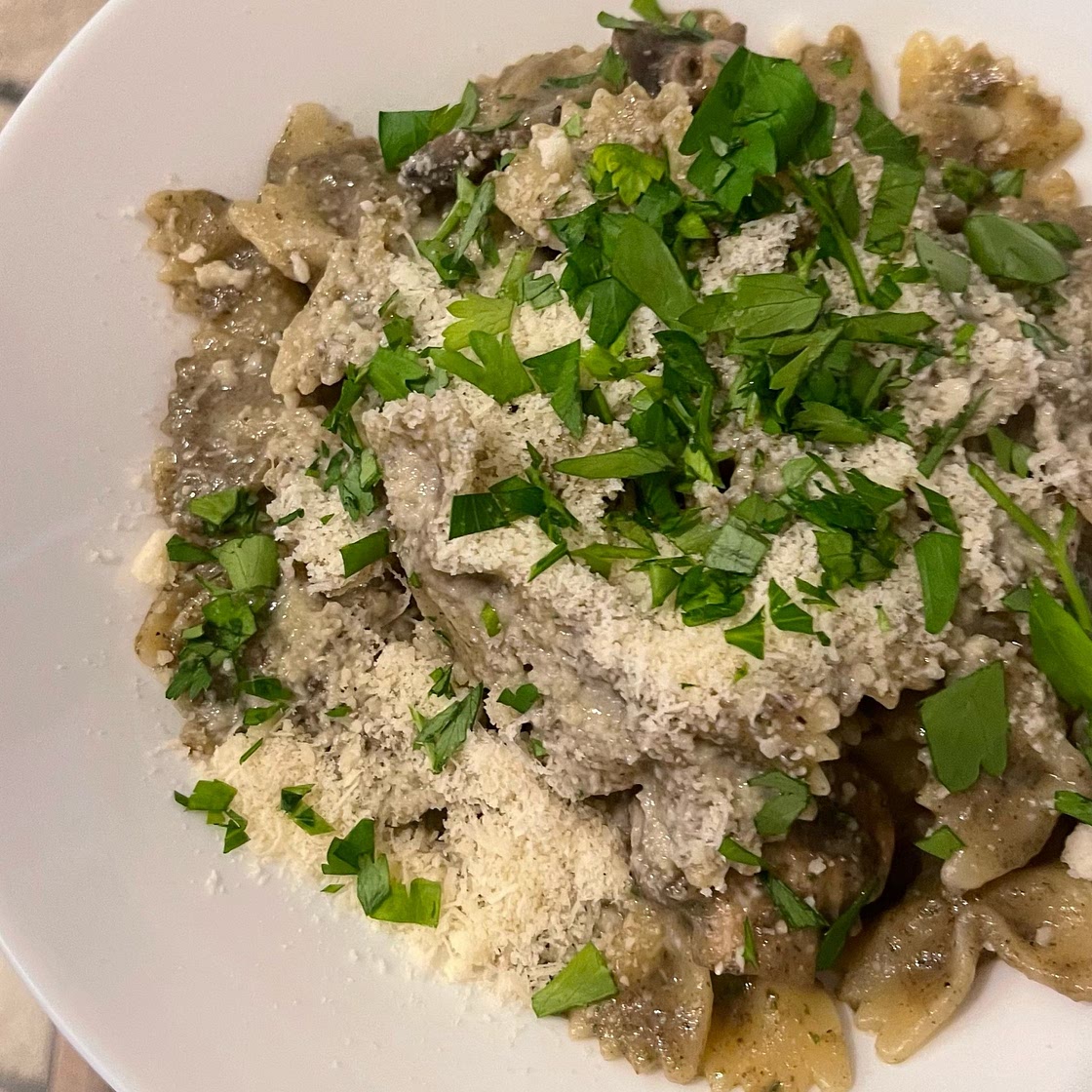 GARLIC MUSHROOM PASTA