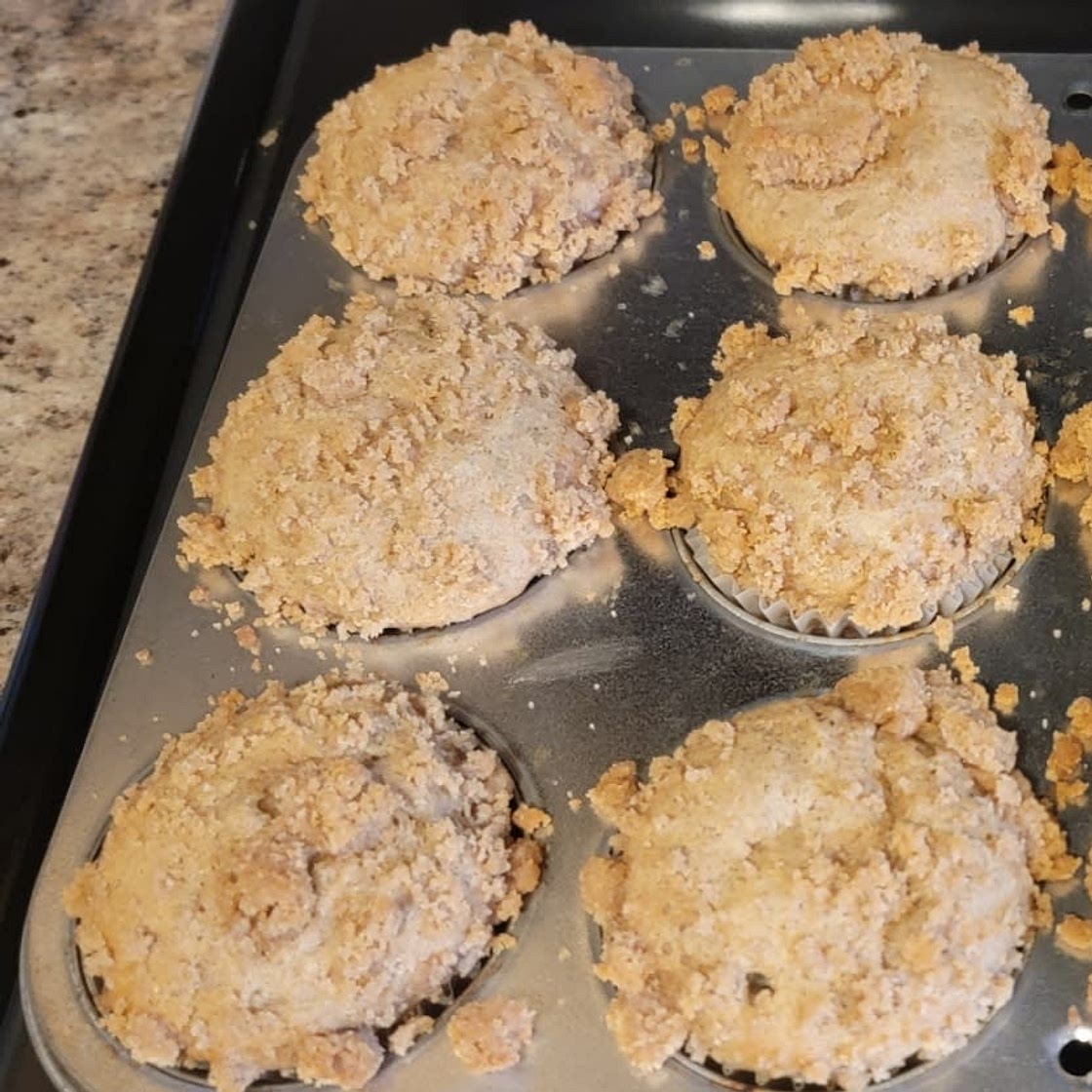 BANANA CRUMB MUFFINS
