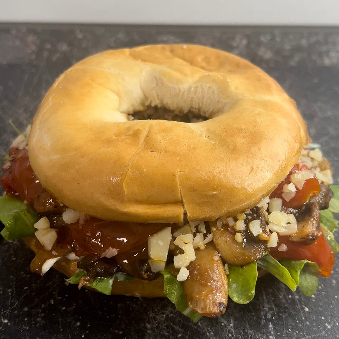 Champignons Parmesan Bagel