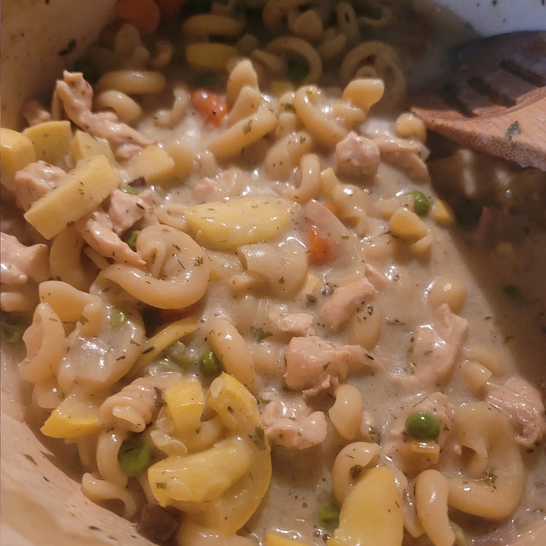 One Pot Creamy Chicken and Noodles
