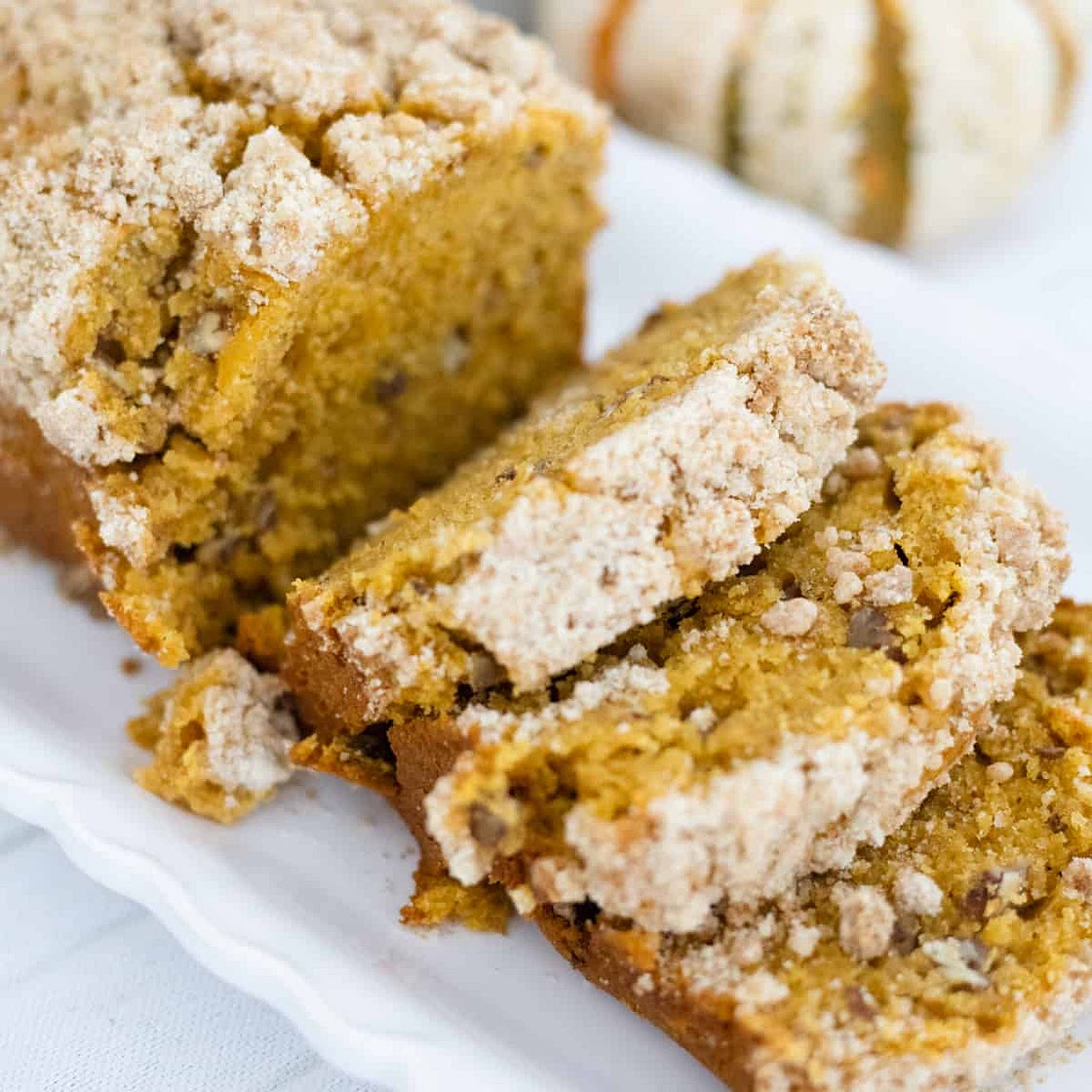 Pumpkin Bread with Streusel Topping