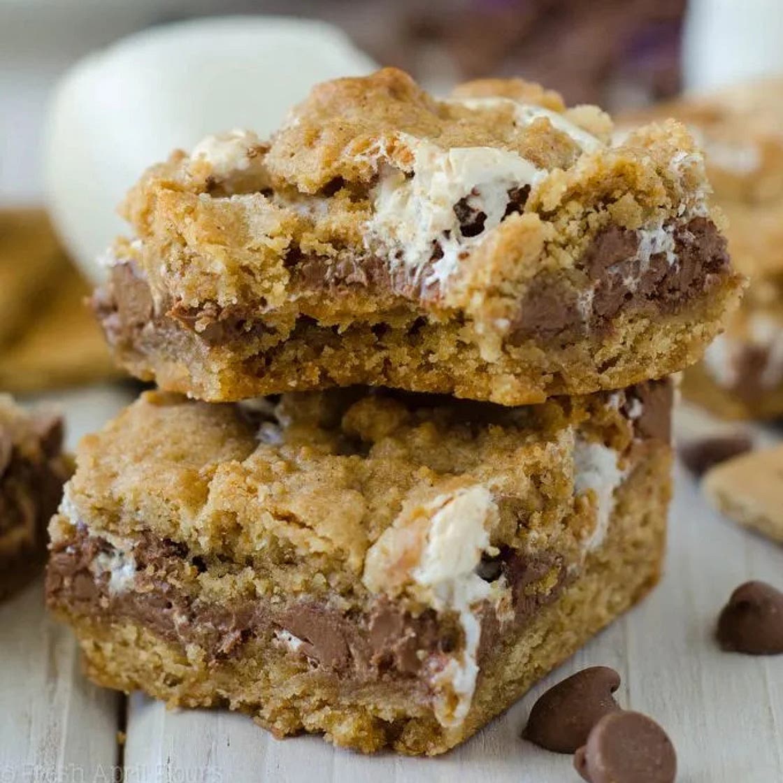 S’MORES CHEWY COOKIE BARS