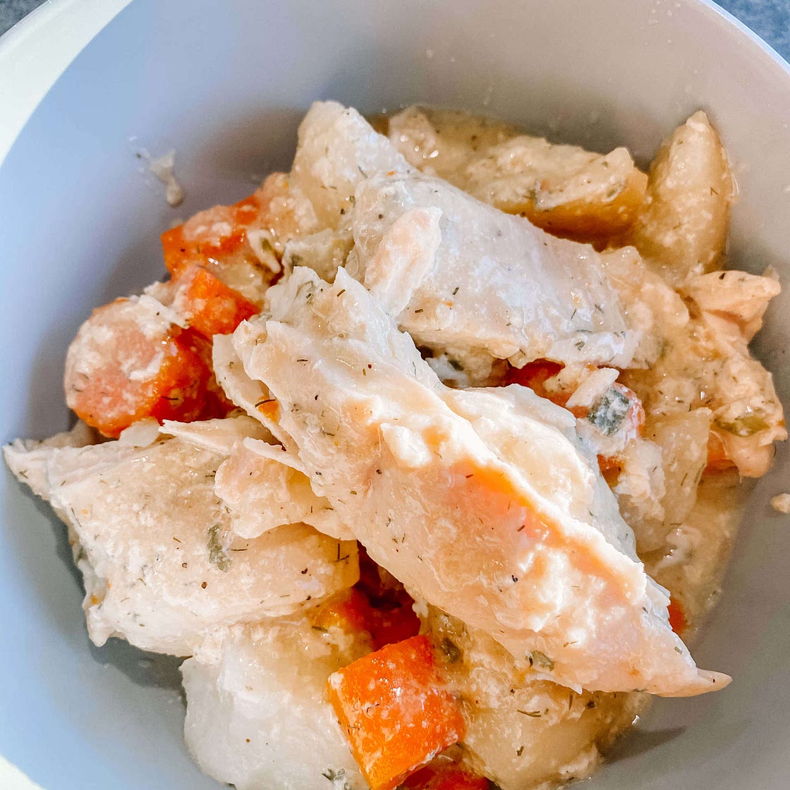 Crock Pot Creamy Ranch Chicken with Potatoes and Carrots 