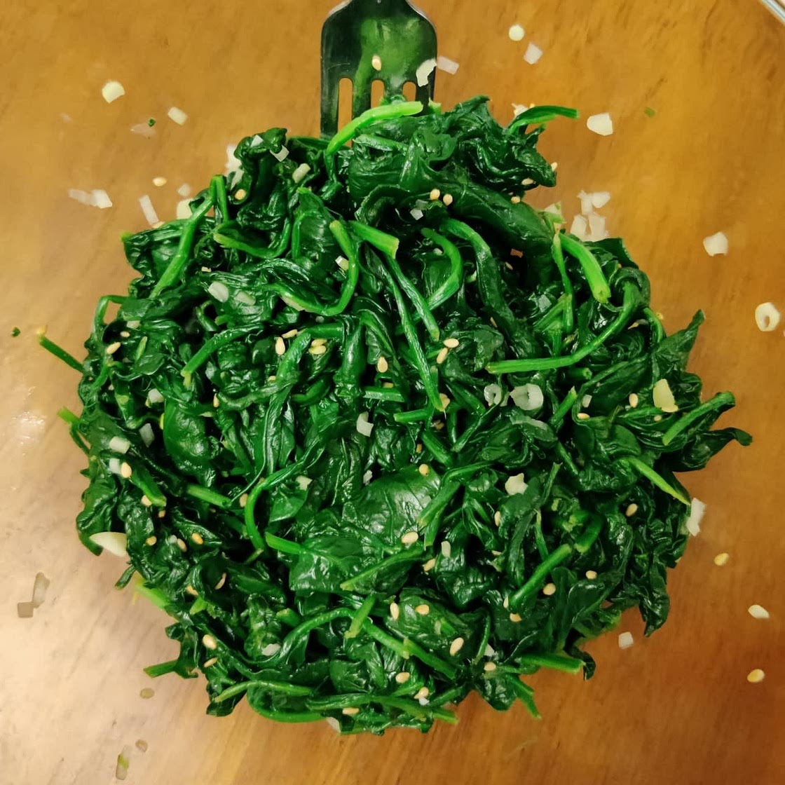 Simply Seasoned Korean Spinach Salad