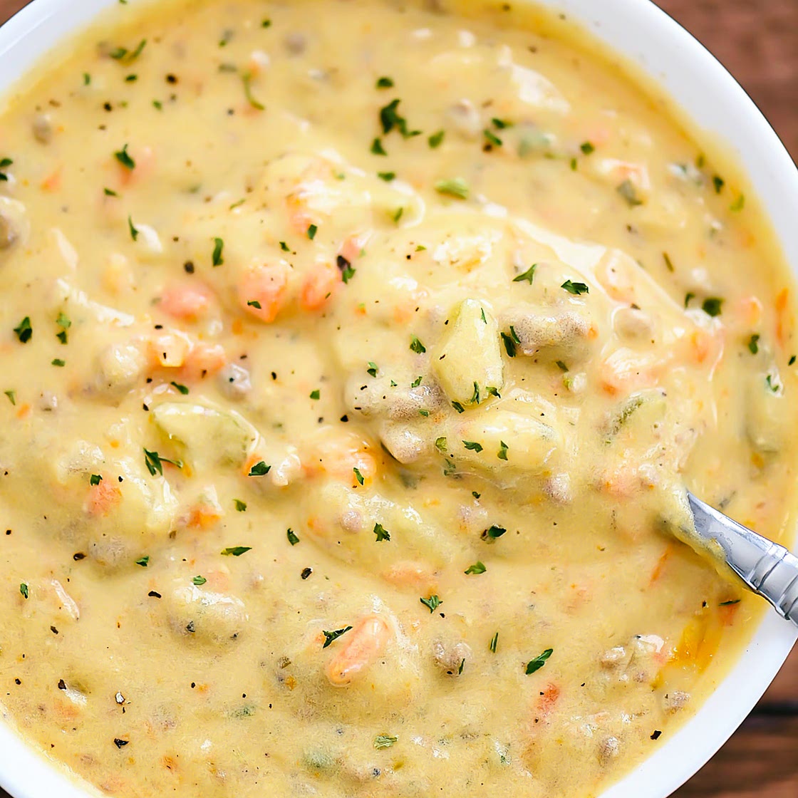 Crock Pot Cheeseburger Soup