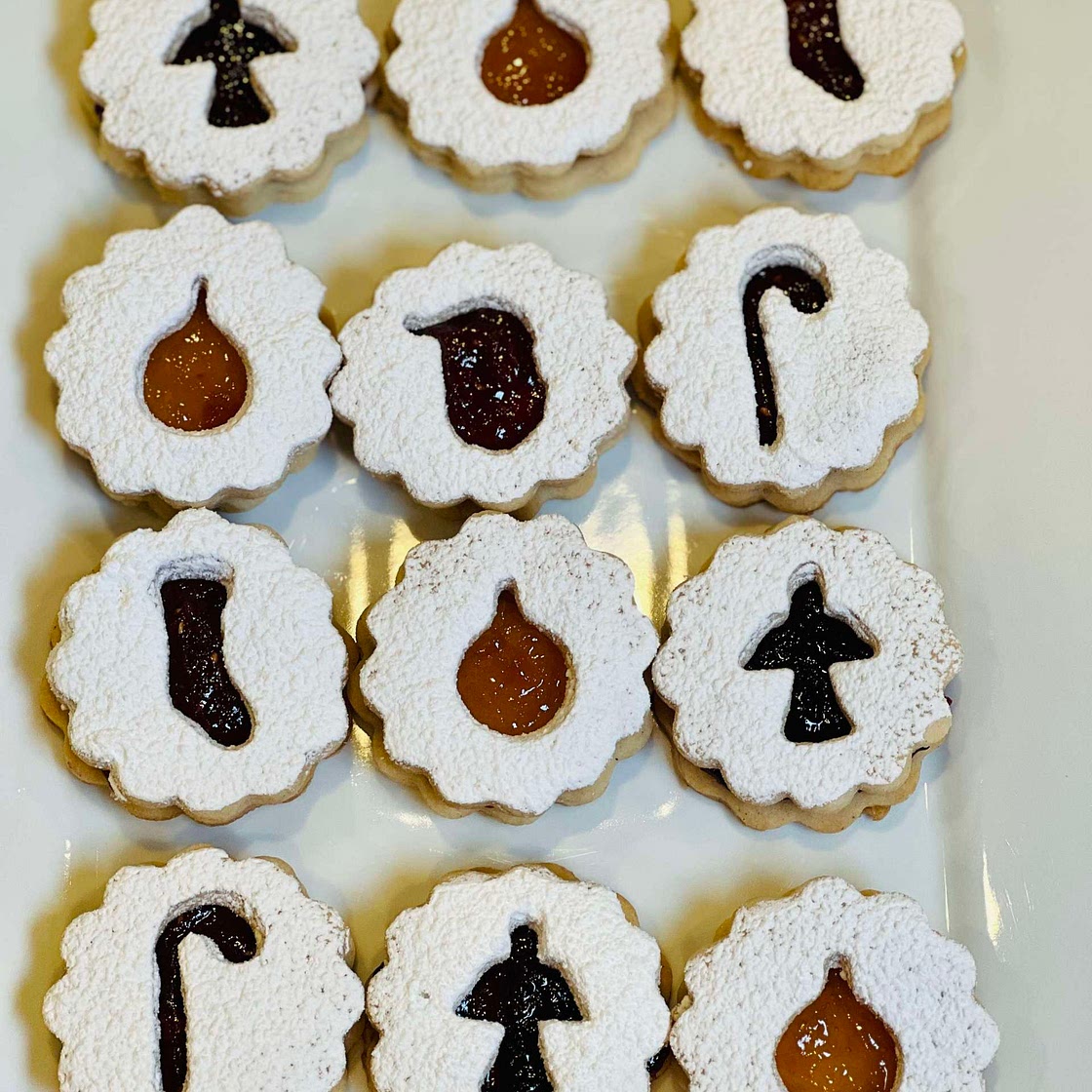 Holiday Linzer Cookies 