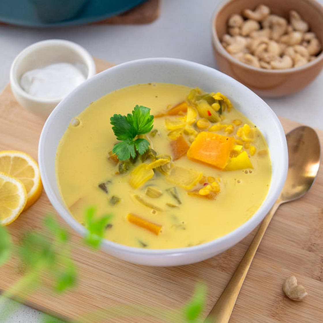 TURMERIC LENTIL SOUP