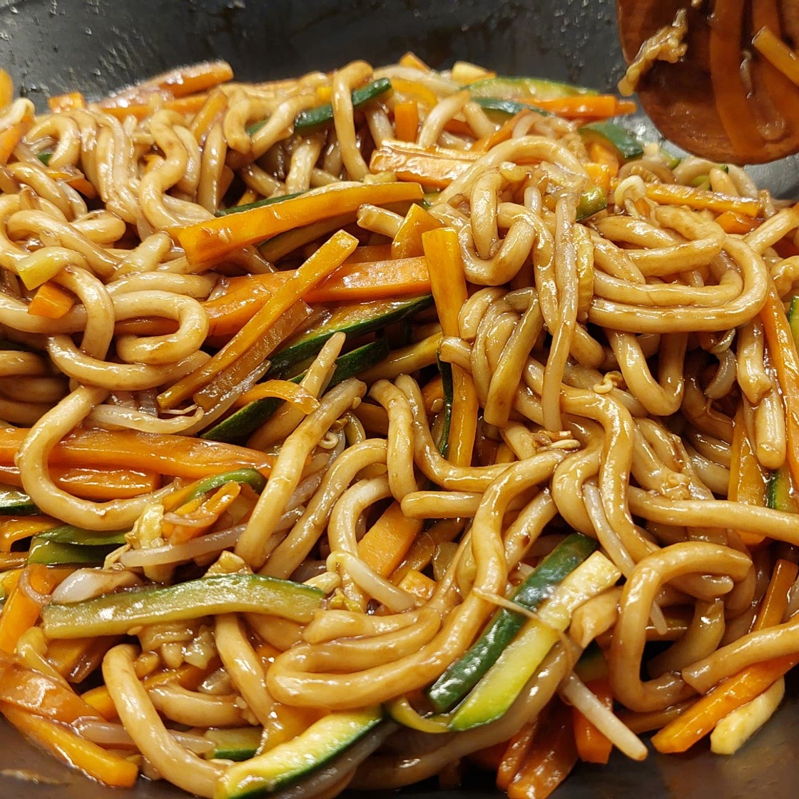 Thai udon alle verdure