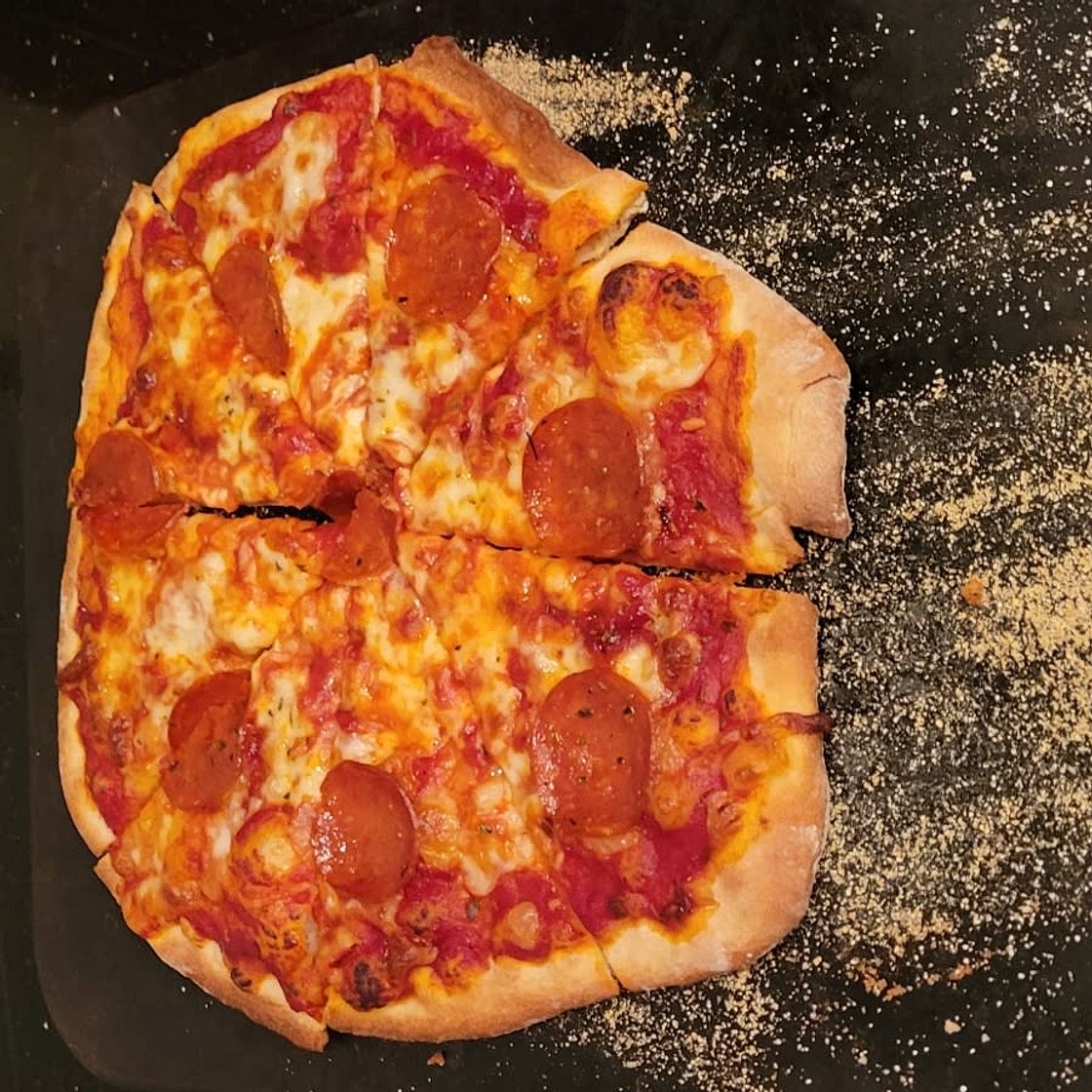 Chicago Thin Crust Pizza