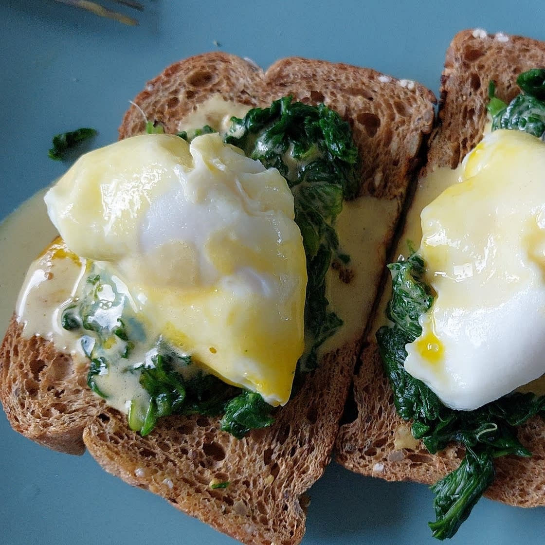Hollandaise Sauce (Easy & No-Fail)